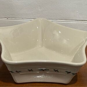 Longaberger Pottery Woven Traditions Holly Star Shaped Baking Dish #30952